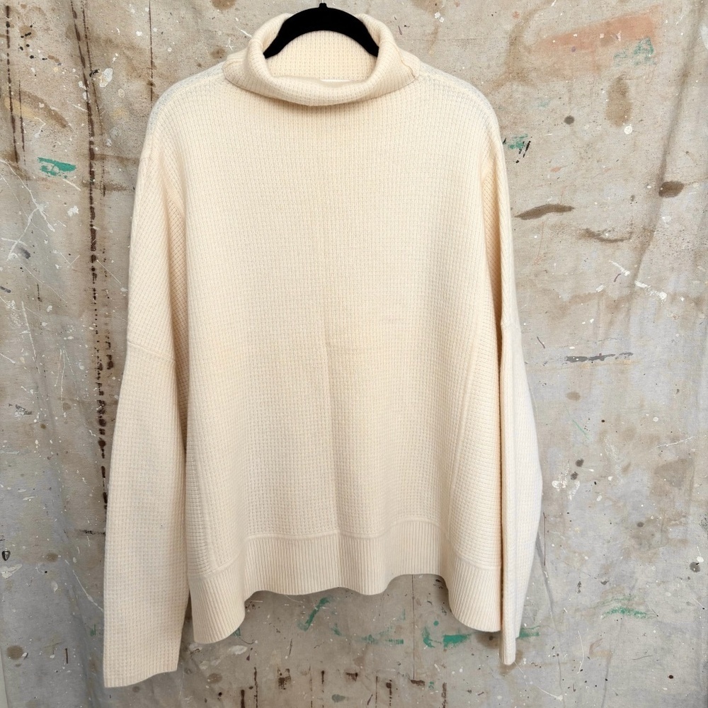 Nordstrom Collection 100% Cashmere Oversized Turtleneck Sweater